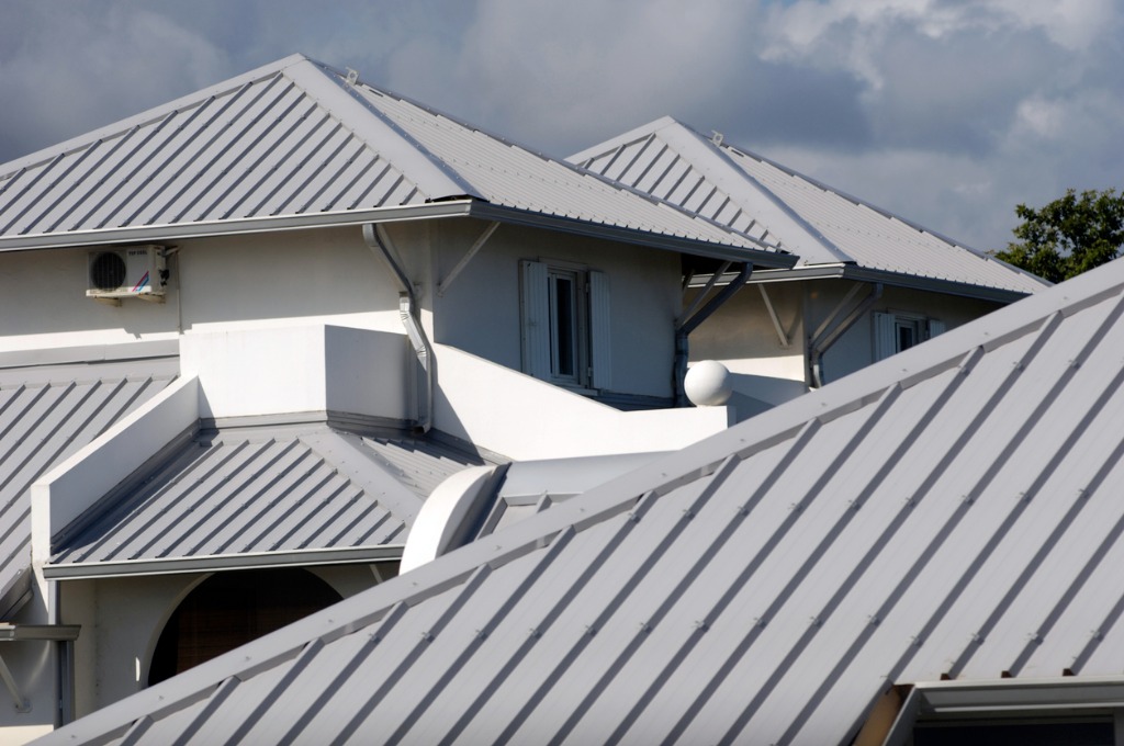 metal roofing services in maine